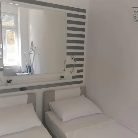 Luxurios And Historic Apartment 